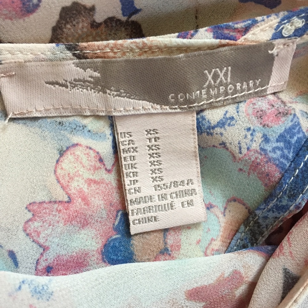 Flower blouse - Picture 5 of 5